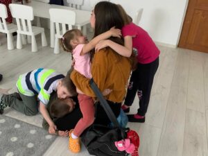 Narada întinde o mână de ajutor și sprijină efortul comunității din Galați de a ajuta copiii ucraineni refugiați