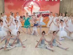 Când dansul devine poveste: Alina Zahariuc și Palatul Copiilor din Ploiești împărtășesc visuri și talente